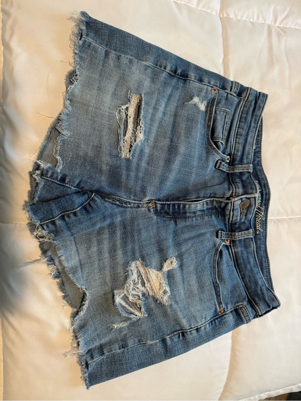 Universal Thread Distressed Blue Denim mid-rise Jean Shorts